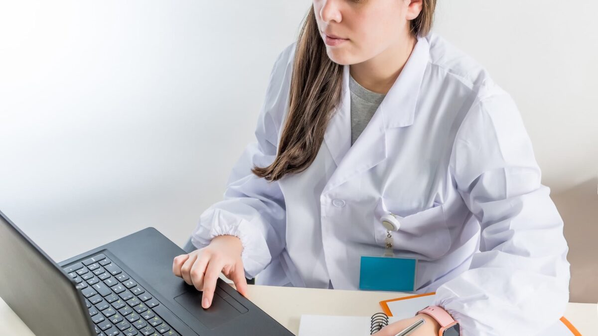 can i drink alcohol while taking glutathione iv Glutathione and Alcohol: Is It Safe to Drink?